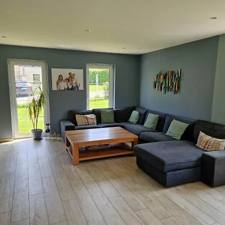 Proche Du Circuit 民宿 *